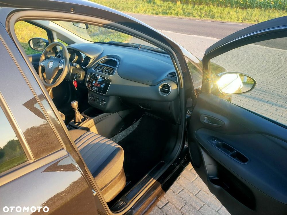 Fiat Punto 2012 - 21