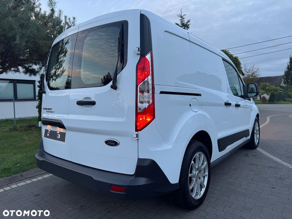 Ford Transit Connect - 32