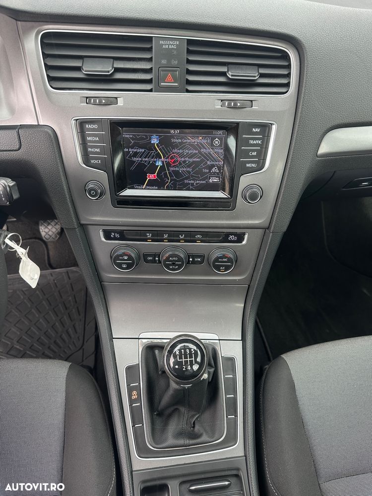 Volkswagen Golf 1.6 TDI DPF Trendline - 5