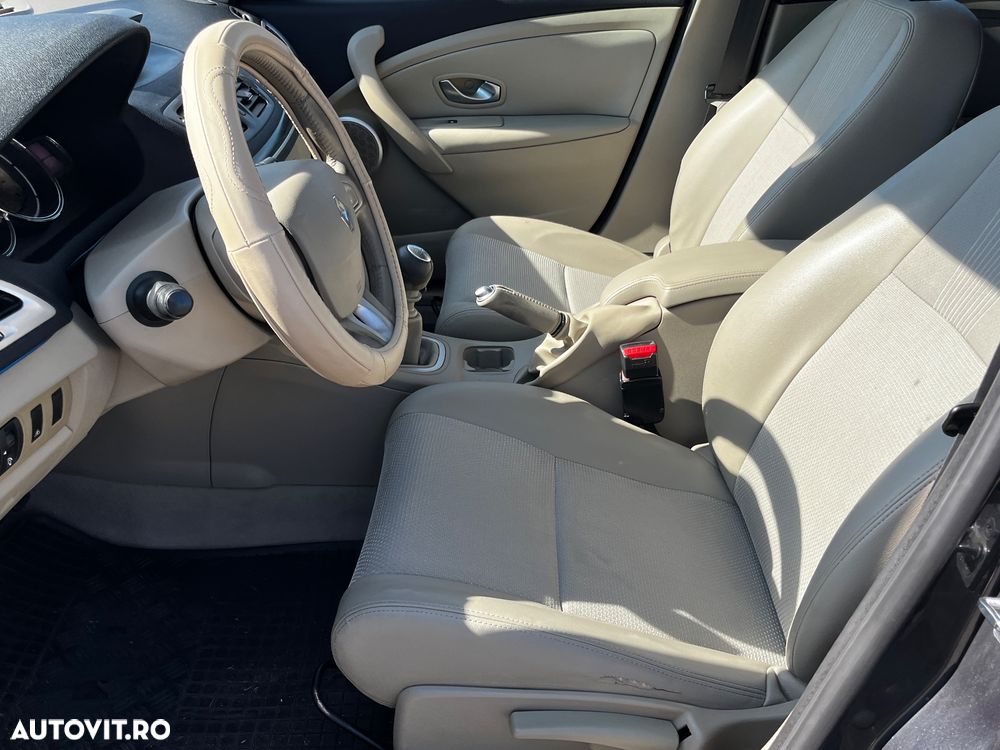 Renault Megane - 9