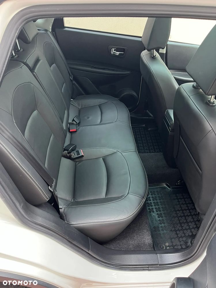 Nissan Qashqai 2.0 4 x 4 tekna - 21