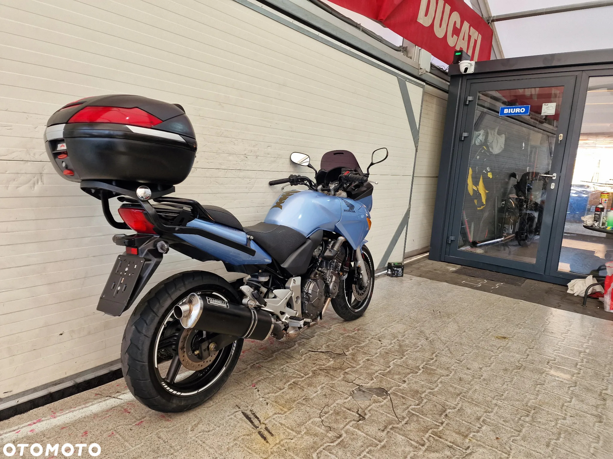 Honda CBF - 22