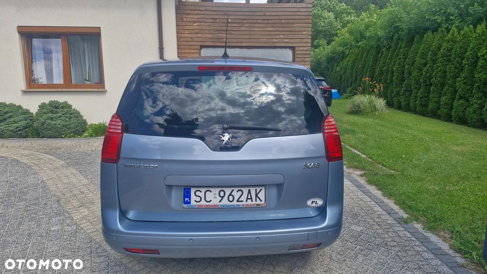 Peugeot 5008 - 4