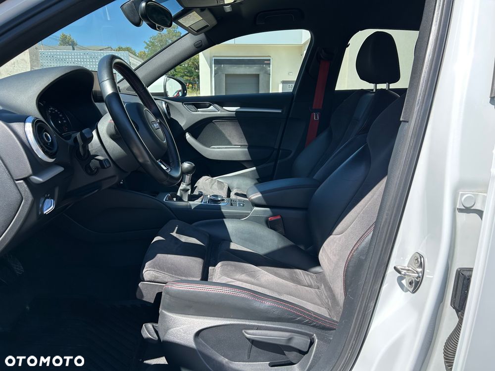 Audi A3 Sportback 2.0 TDI (clean diesel) S line Sportpaket - 17