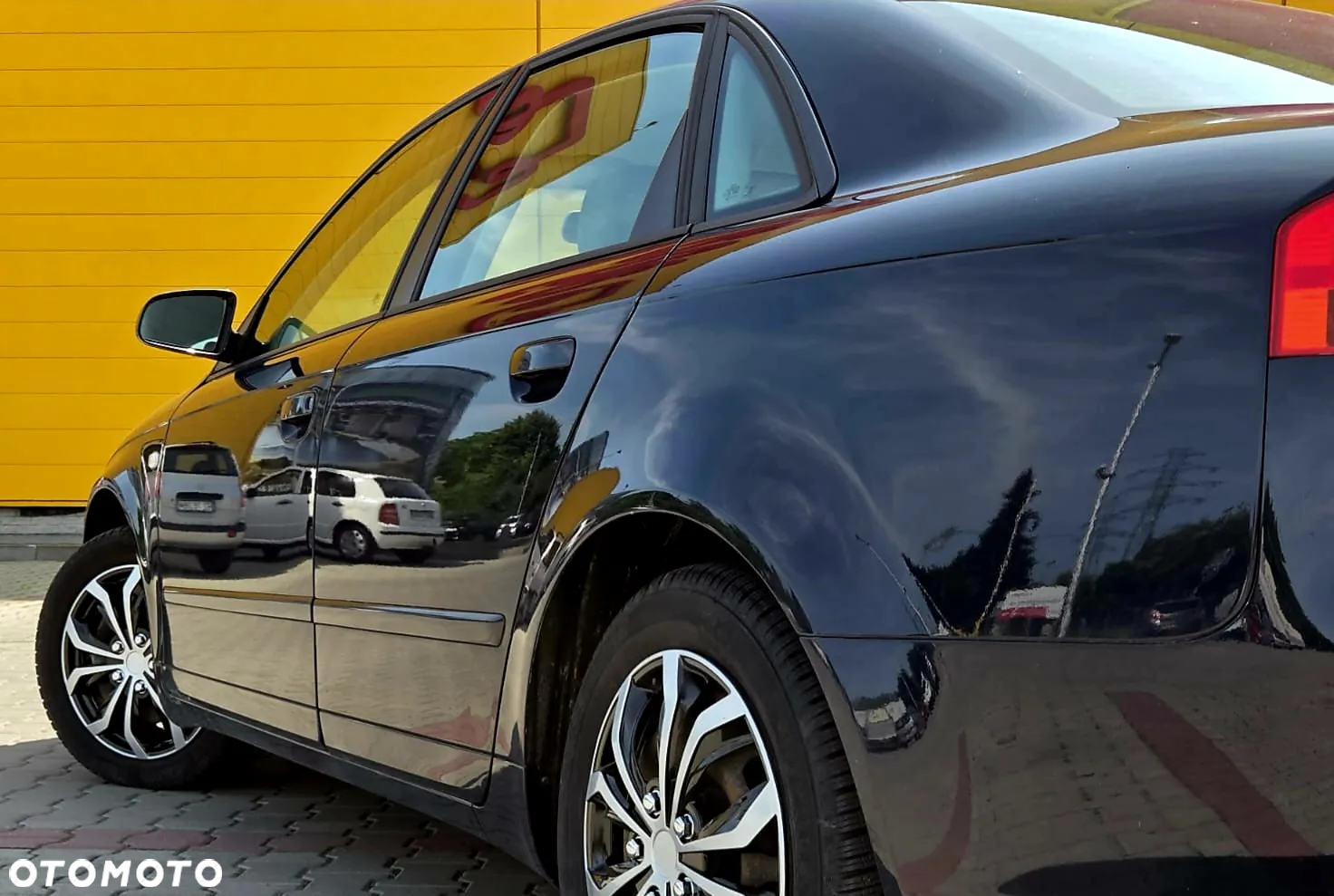 Audi A4 2.0 Multitronic - 8