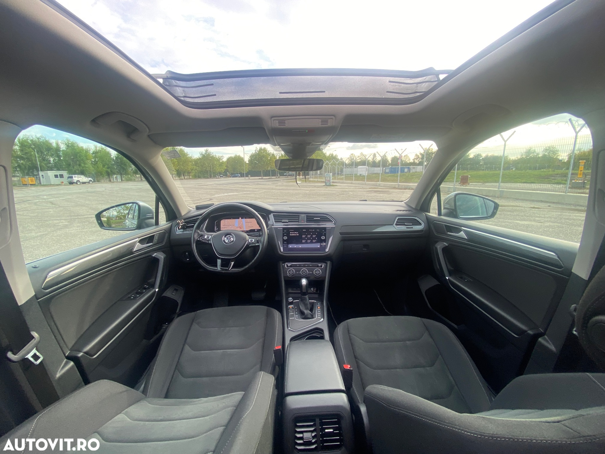 Volkswagen Tiguan Allspace 2.0 TDI DSG R-Line - 10