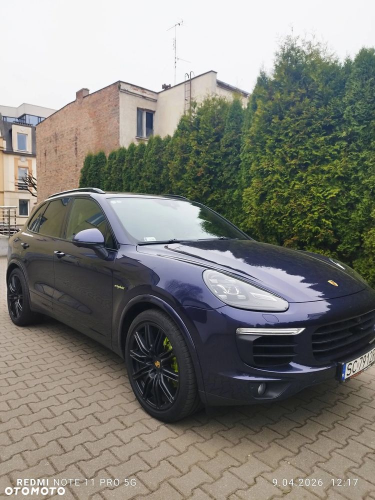 Porsche Cayenne S E-Hybrid - 2