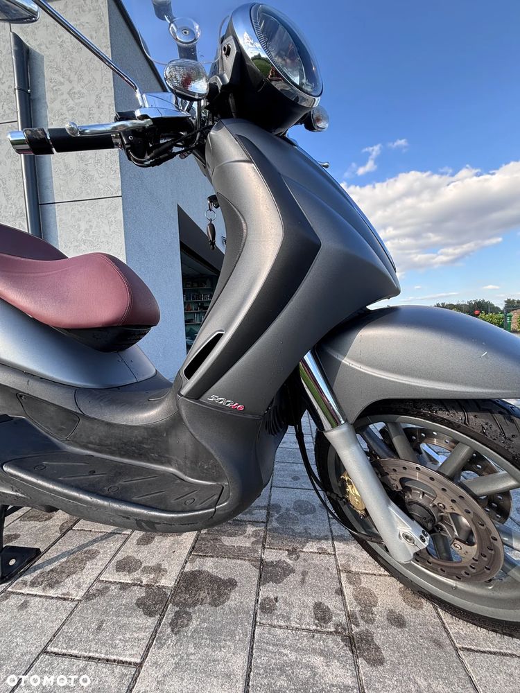 Piaggio Beverly - 3