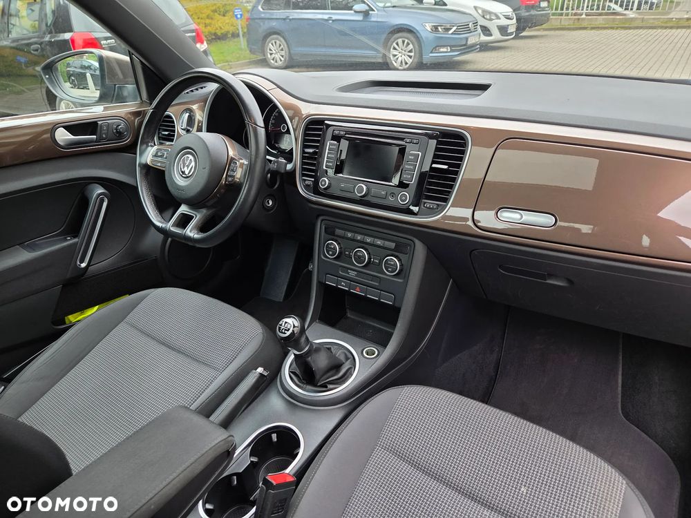 Volkswagen Beetle 1.6 TDI - 11