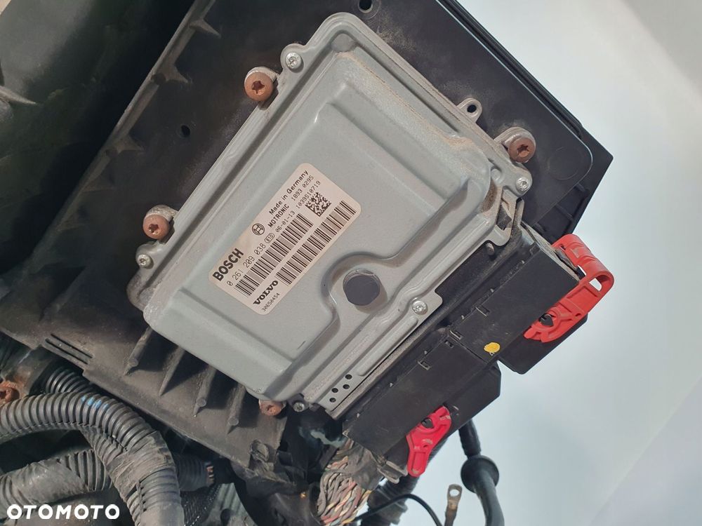 SILNIK KOMPLETNY Volvo C70 II 2.5 T T5 TURBO 220KM B5254T3 - 8