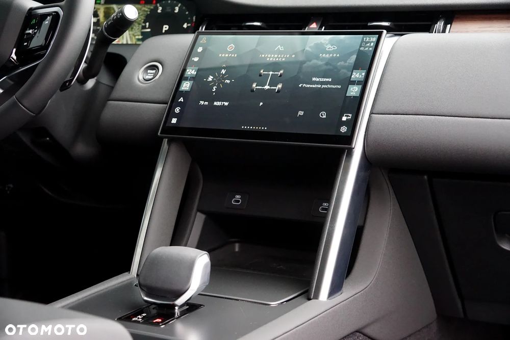 Land Rover Discovery Sport - 31