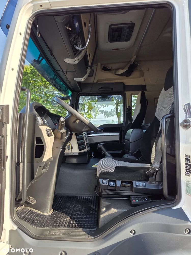 MAN TGM 15.290 / BURTO-FIRANKA / CAŁY NA PODUSZKACH /KLIMA POSTOJOWA / 2018R /  NISKI PRZEBIEG / 18 PALET / E6 / JAK NOWY / WINDA / - 22