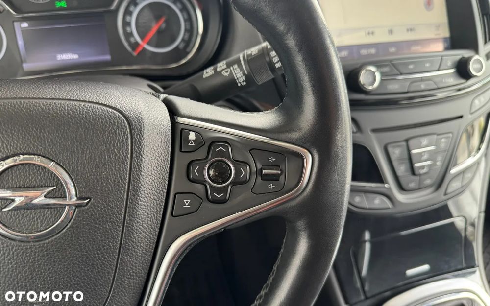 Opel Insignia - 26