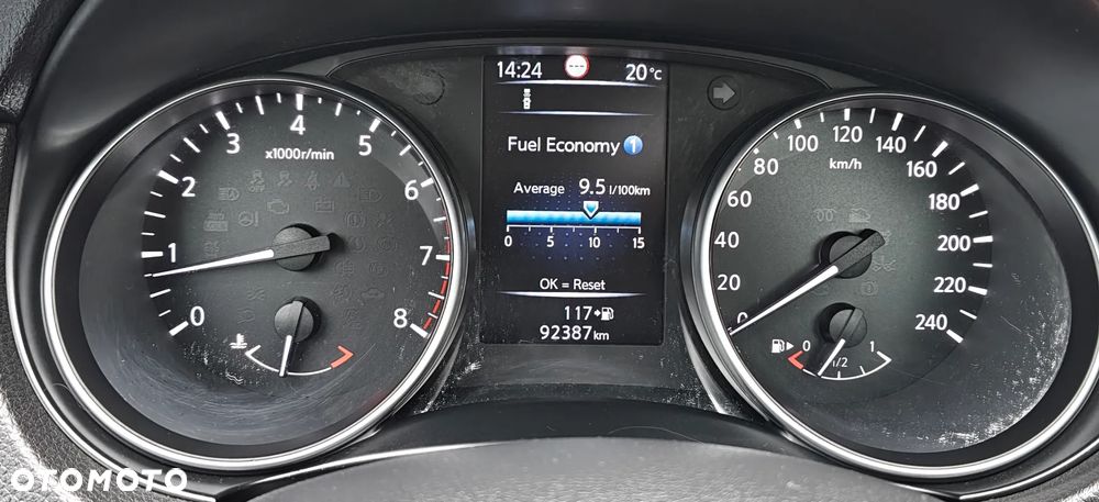 Nissan Qashqai 1.6 DIG-T Tekna+ - 26