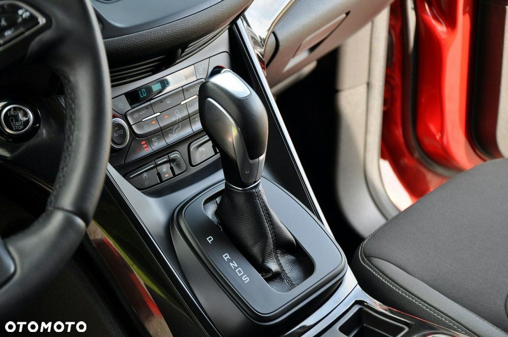 Ford Kuga - 34