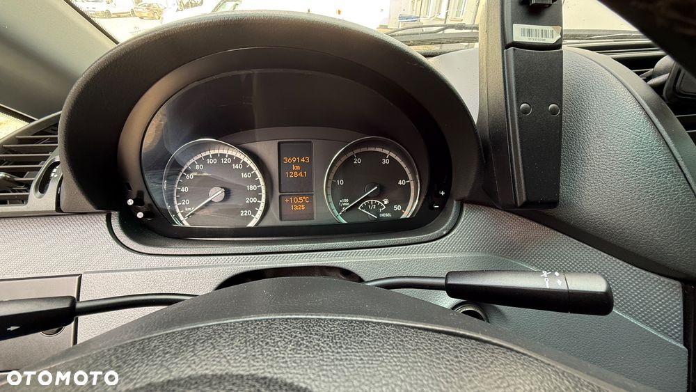 Mercedes-Benz VITO - 8