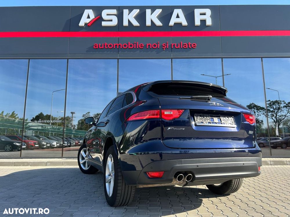 Jaguar F-Pace 20d AWD Aut. Prestige - 8