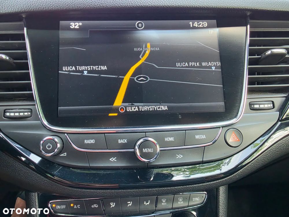Opel Astra 1.4 Turbo Start/Stop 120 Jahre - 13