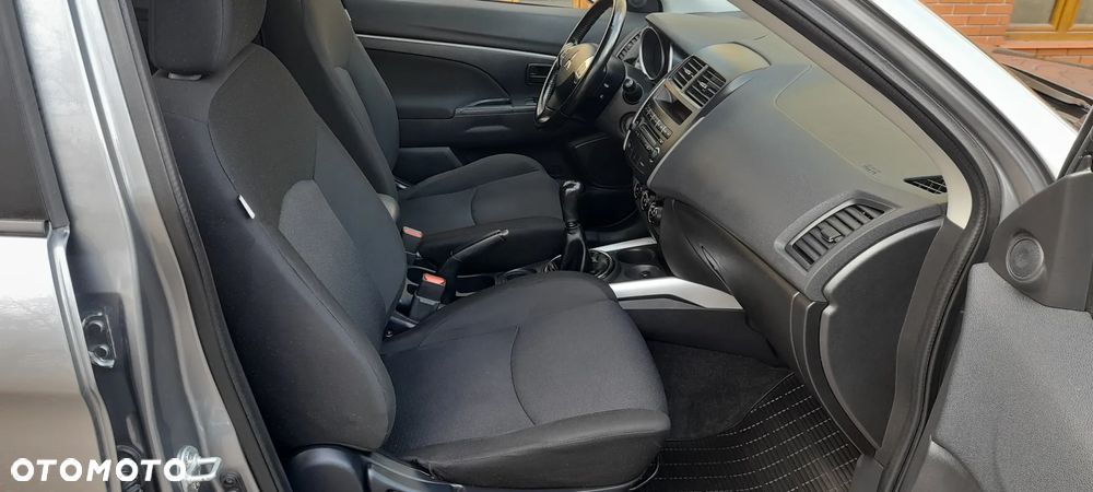 Mitsubishi ASX 1.6 Invite - 9