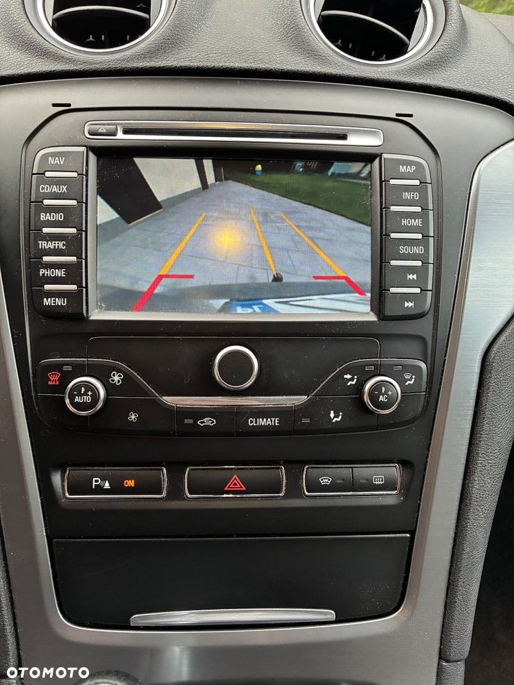 Ford Mondeo - 17