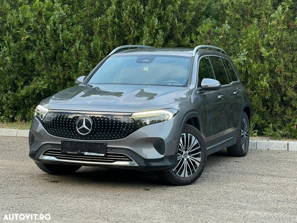 Mercedes-Benz EQB - 11