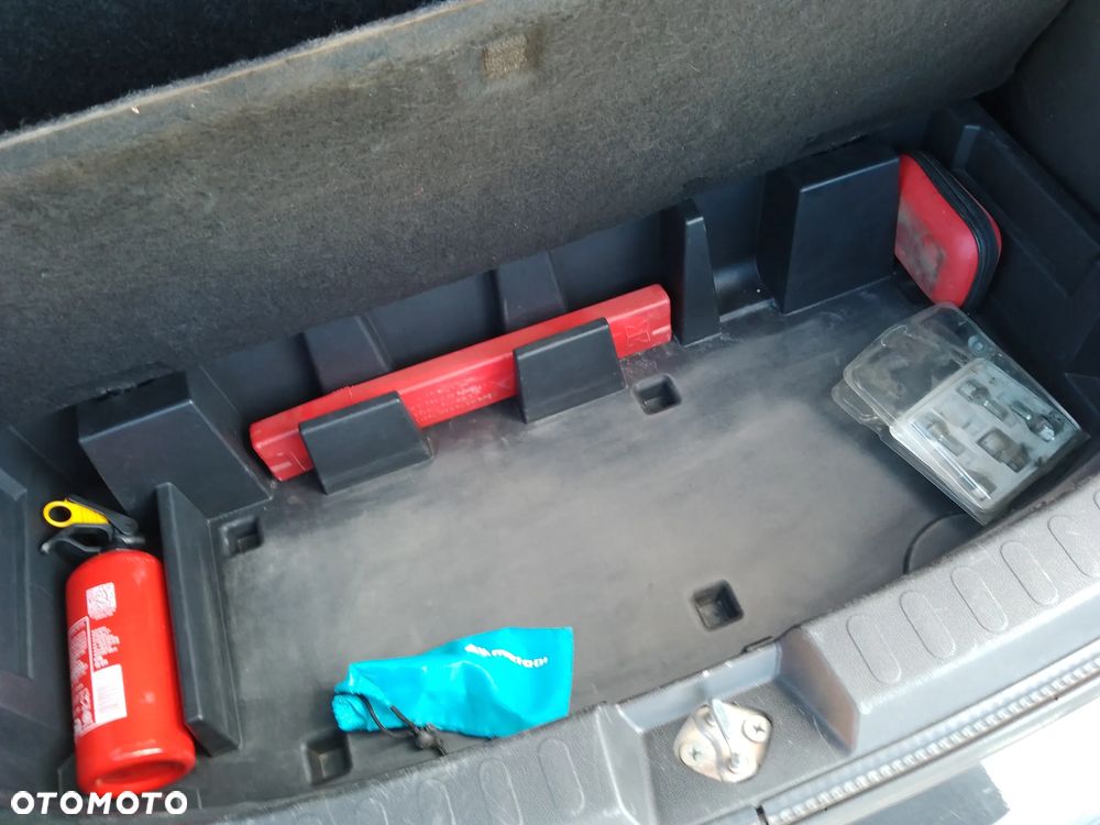 Suzuki Splash - 15