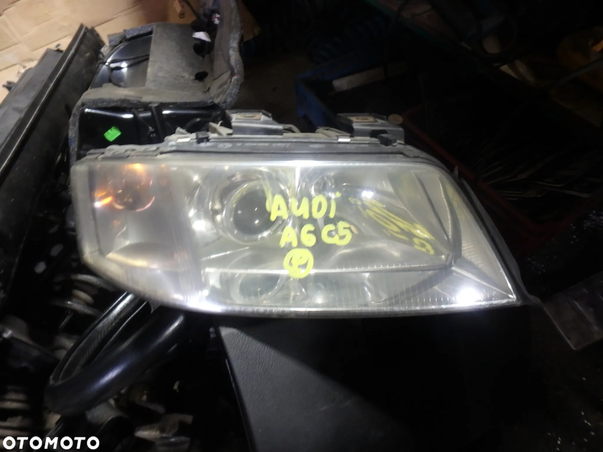 Lampa prawa i lewa przod Audi A6 C5 - 3