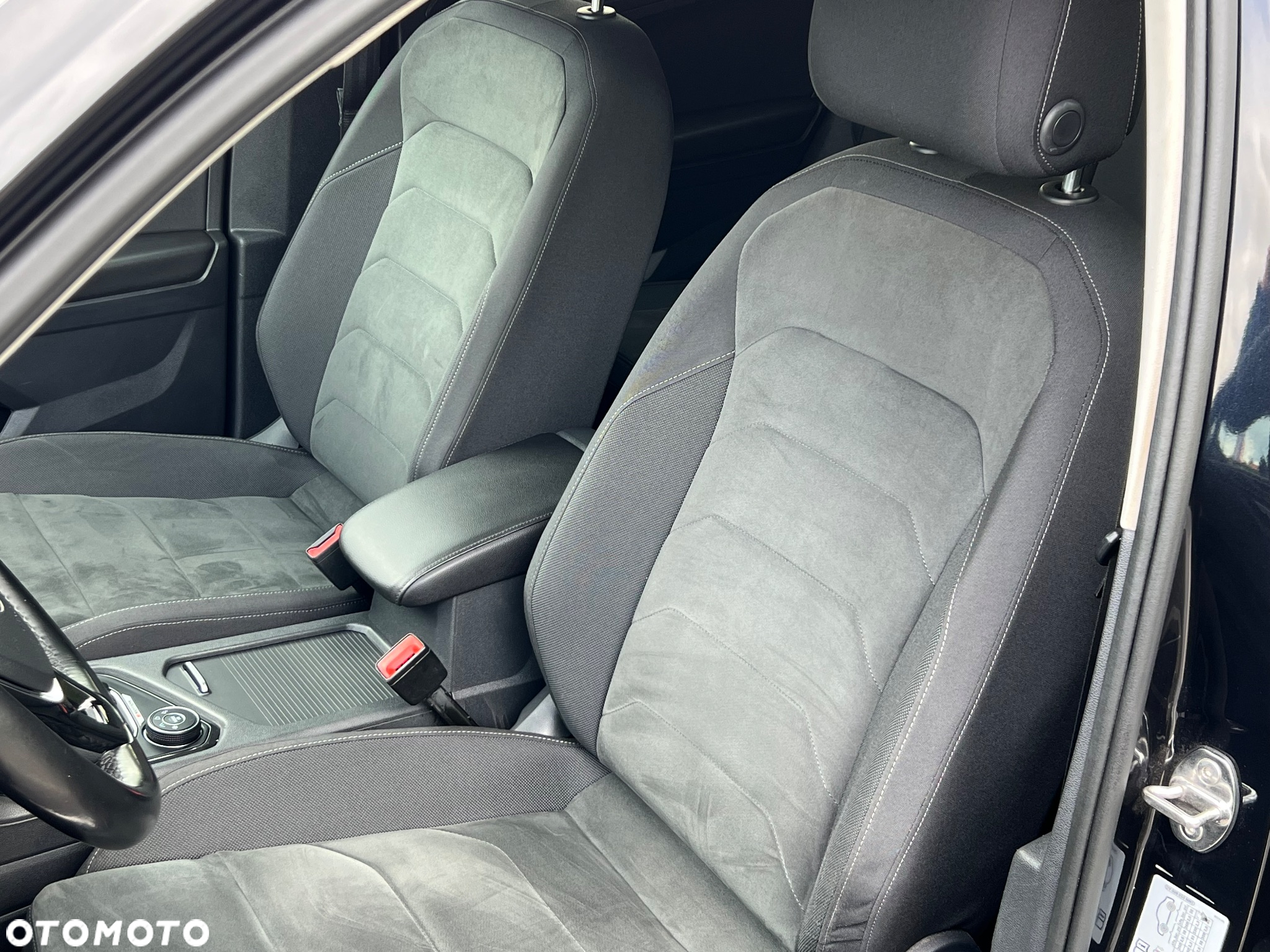 Volkswagen Tiguan Allspace 2.0 TDI 4Mot SCR Highline DSG 7os - 24