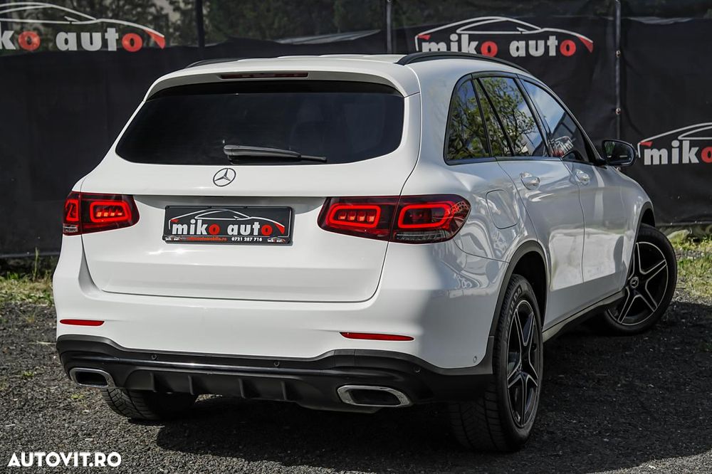 Mercedes-Benz GLC 220 d 4MATIC 9G-TRONIC AMG Line - 13
