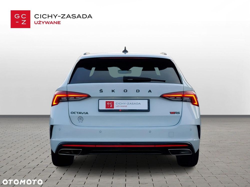 Skoda Octavia 2.0 TDI RS DSG - 4