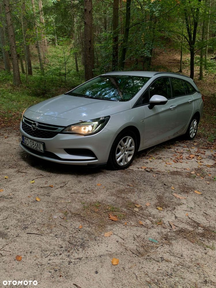 Opel Astra - 2
