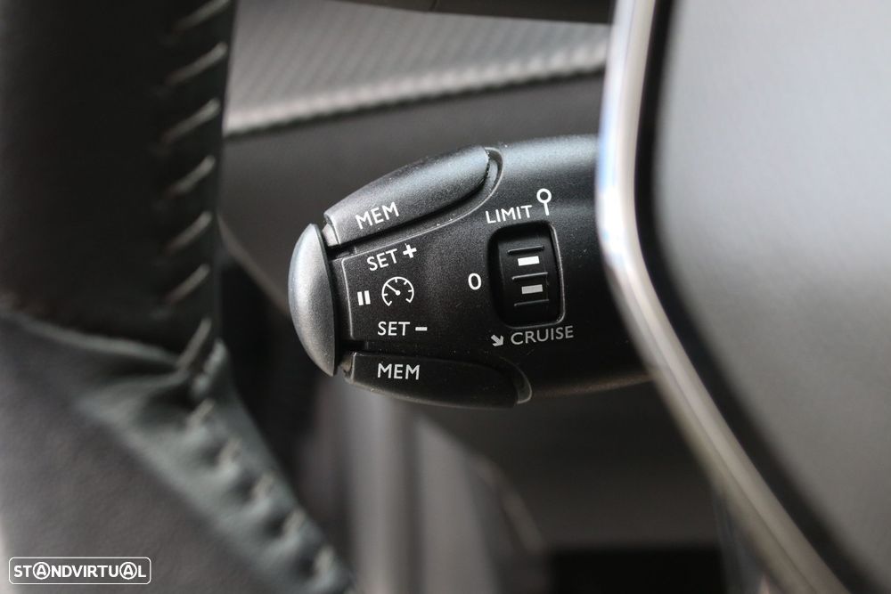 Peugeot e-208 50 kWh Active Pack - 31