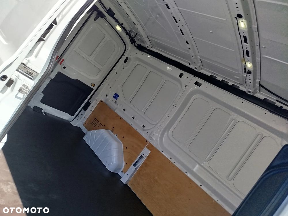 Ford Transit ŚREDNIAK KLIMA STAN SALON - 24