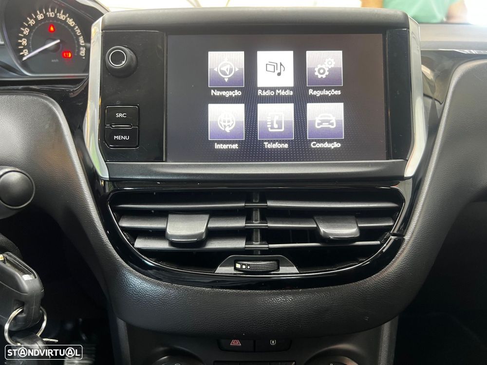 Peugeot 208 1.6 BlueHDi Allure - 29
