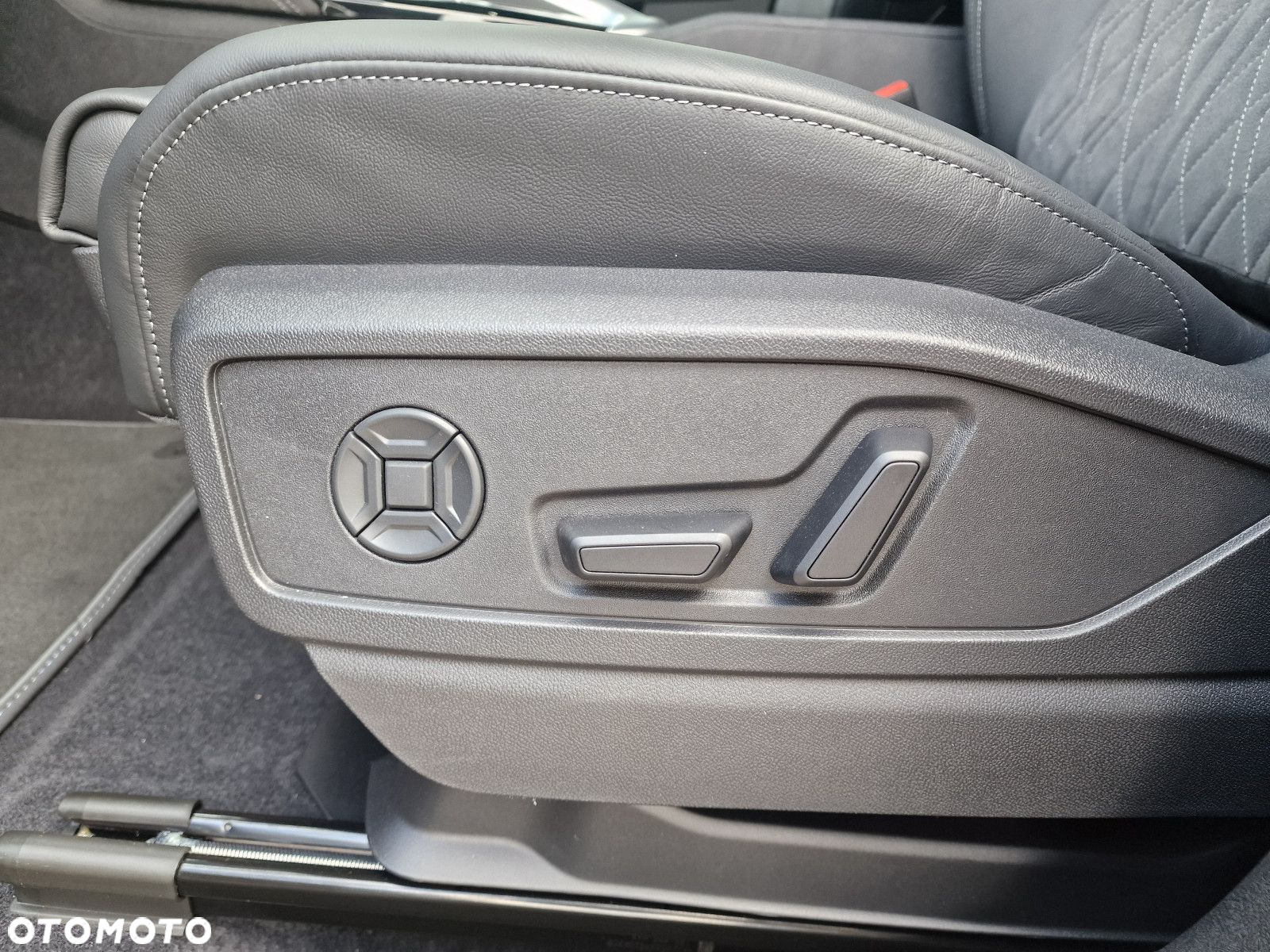 Audi Q5 Sportback - 13
