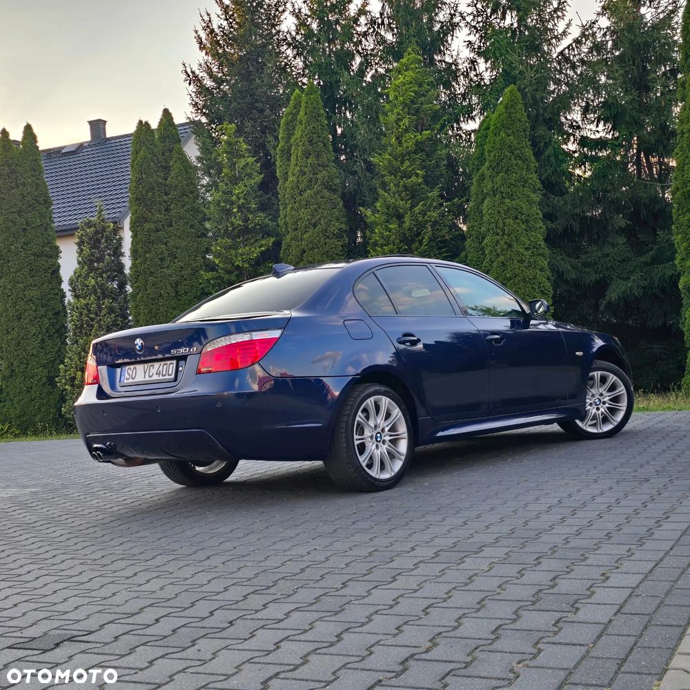 BMW Seria 5 530d Sport-Aut Edition Sport - 15