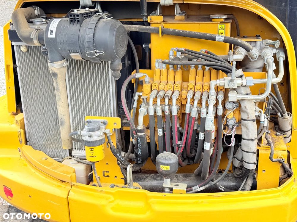 Caterpillar * Sprowadzona  * CAT 305.5 E CR  * Minikoparka  * Caterpillar - 12