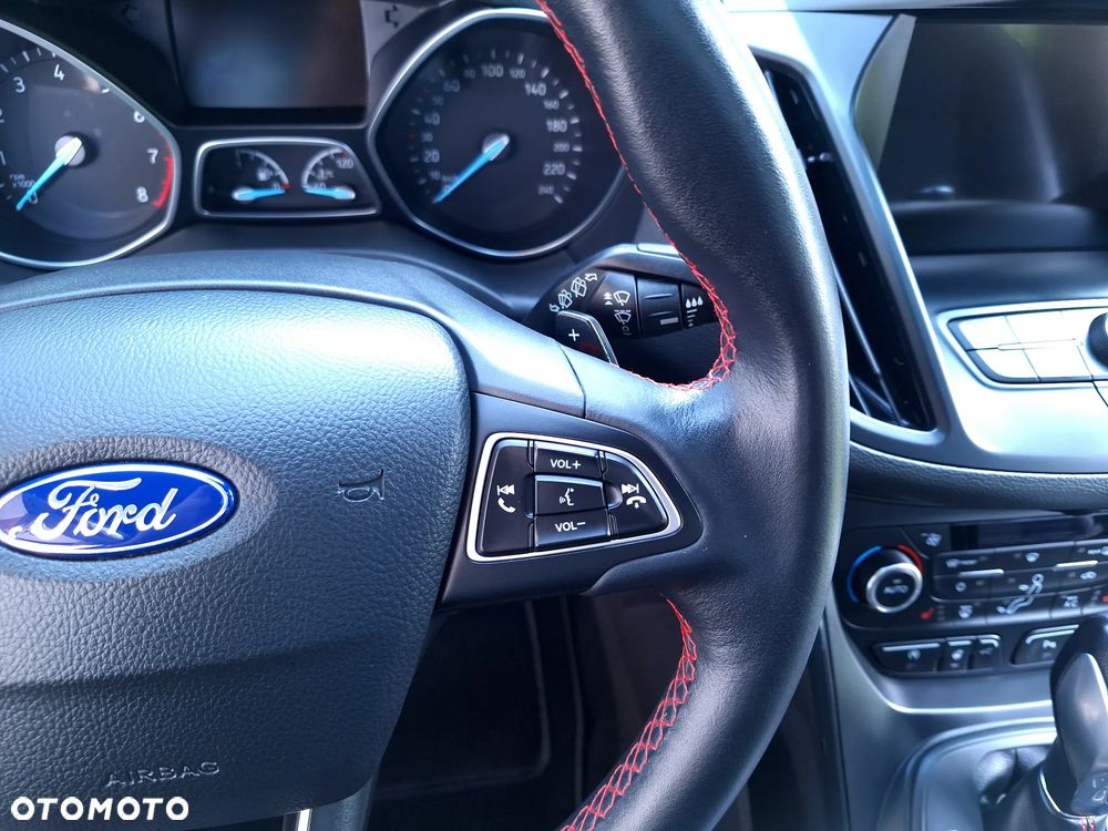 Ford Kuga 2.0 EcoBoost AWD ST-Line ASS - 21