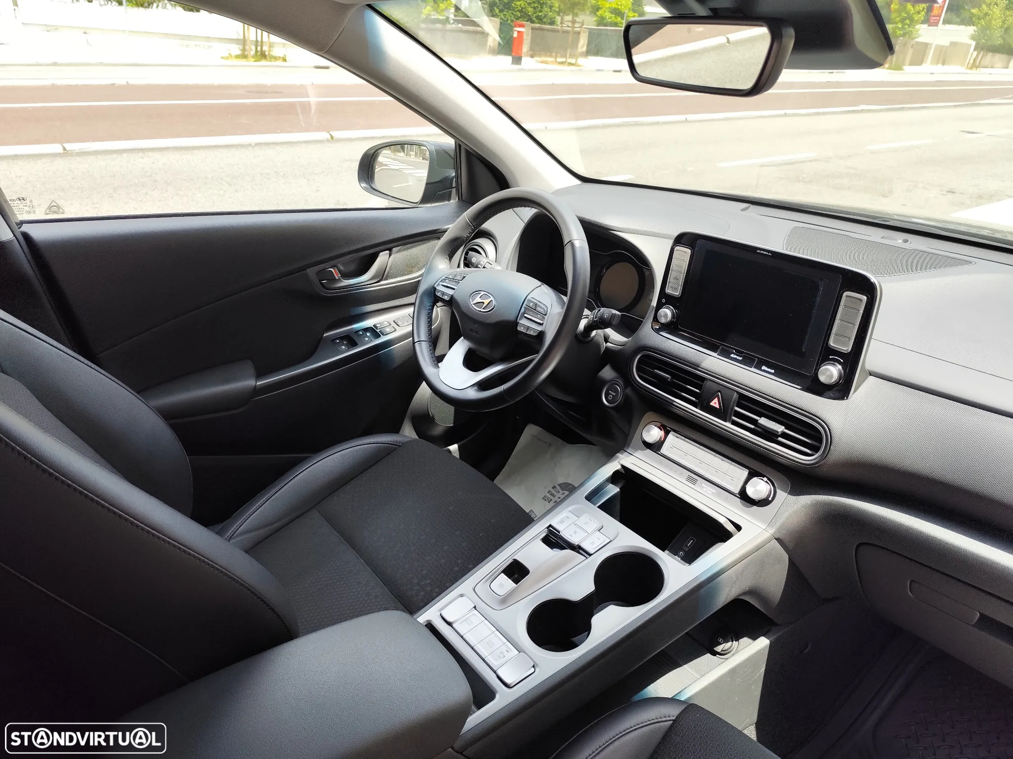 Hyundai Kauai EV 64 kWh Premium+LED - 16