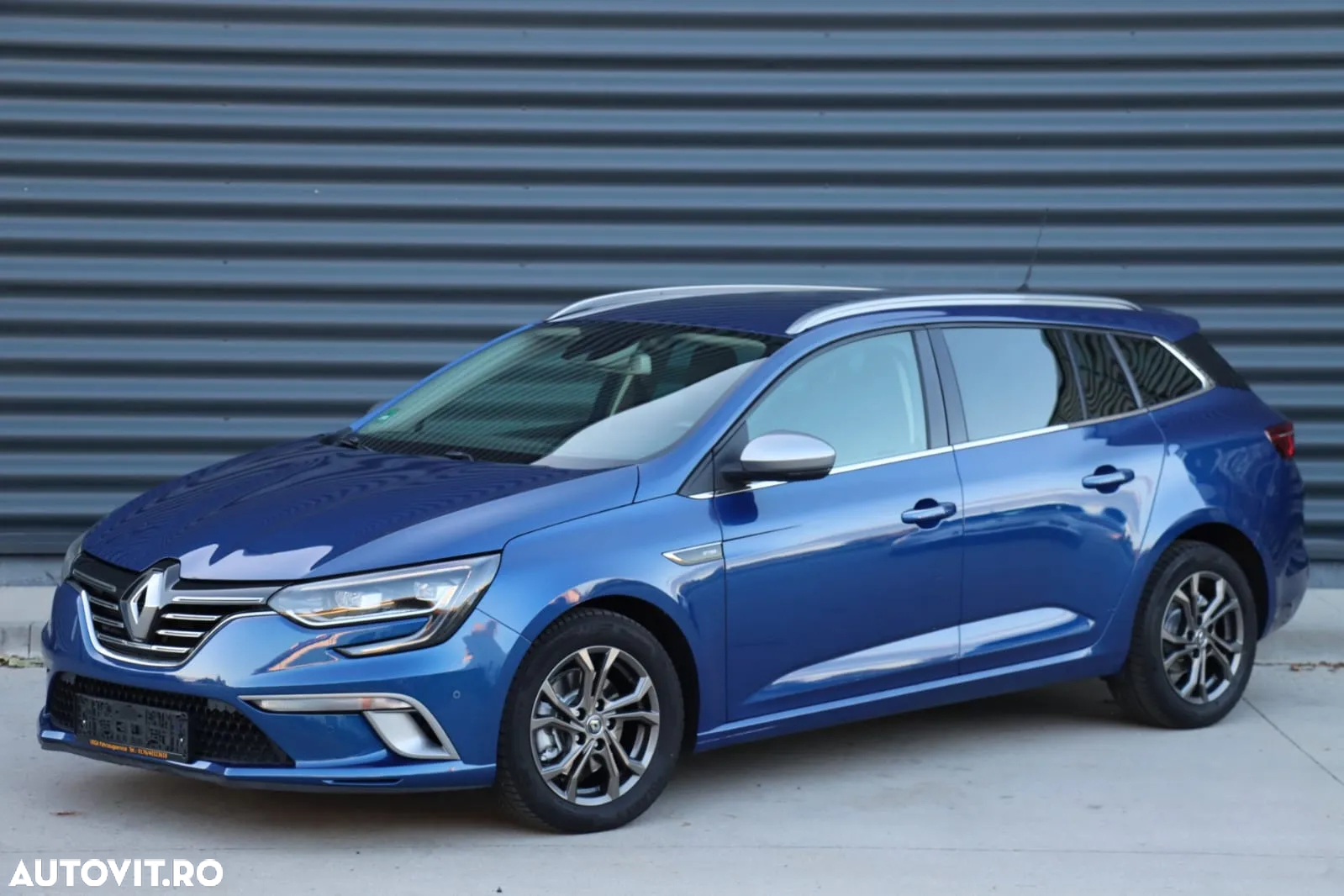 Renault Megane Grandtour BLUE dCi 150 EDC BOSE EDITION - 9