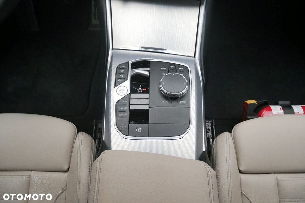 BMW Seria 3 - 11