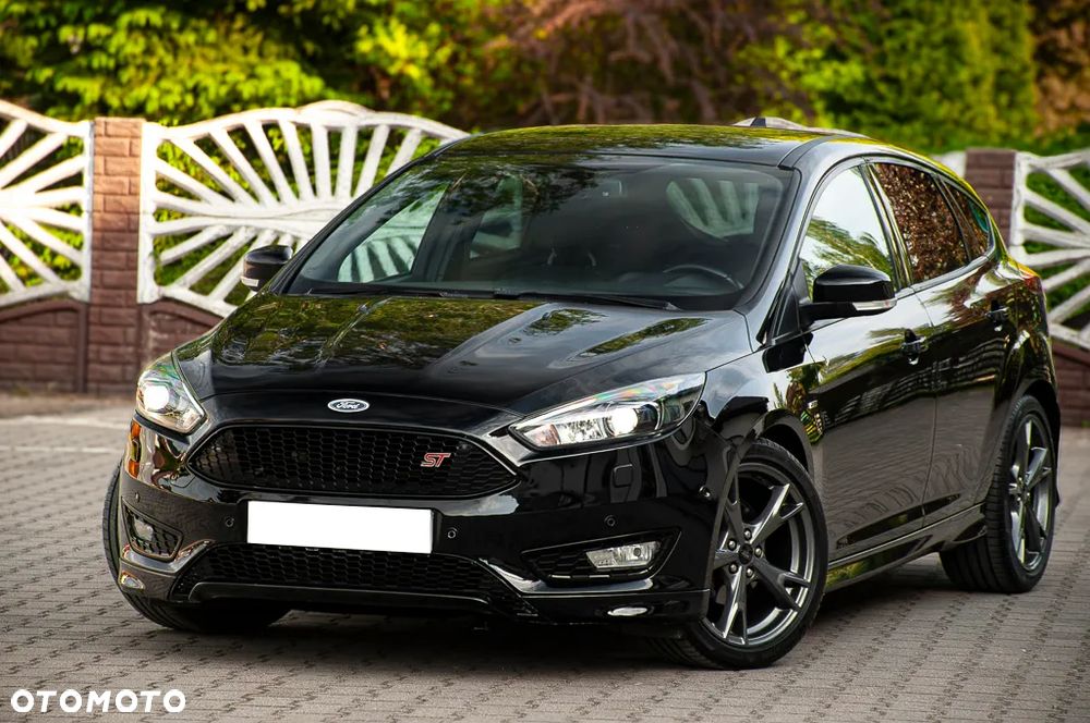 Ford Focus 1.5 EcoBlue Start-Stopp-System ST-LINE STYLE - 10