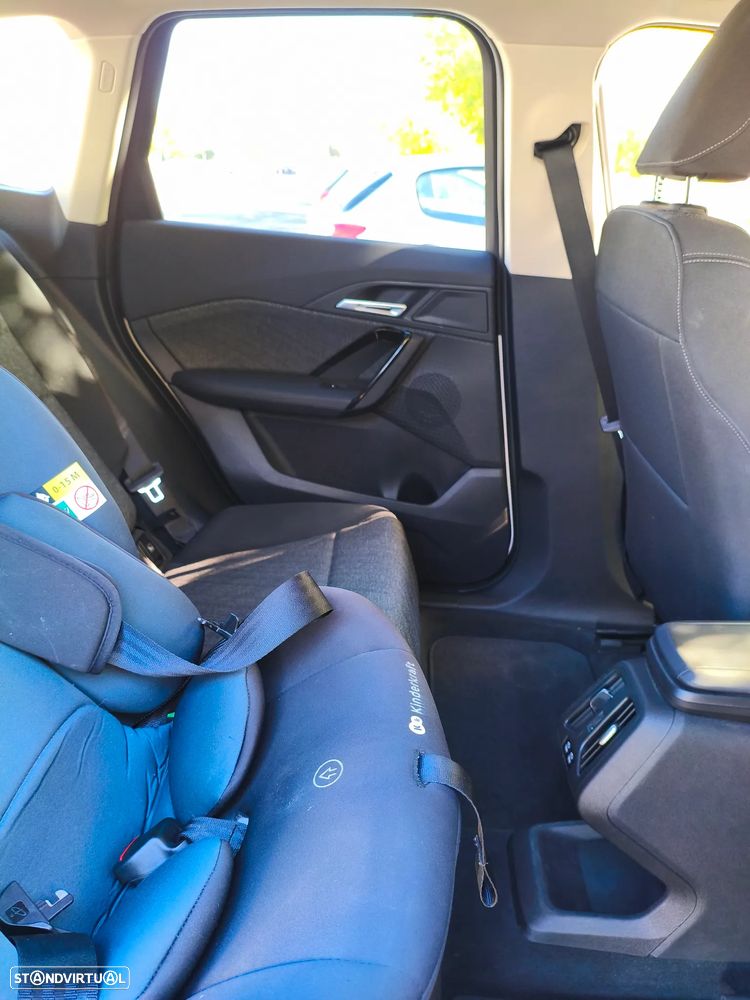 BMW iX1 eDrive20 - 17