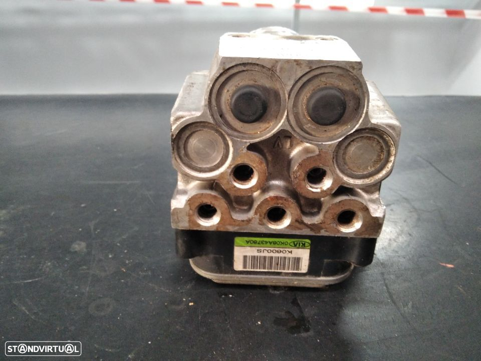 Modulo ABS Kia sportge 0k0600JS - 4