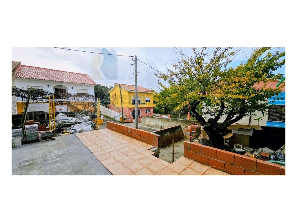 Moradia T2 em recuperação, Dois Portos, Runa!! - Grande imagem: 5/28