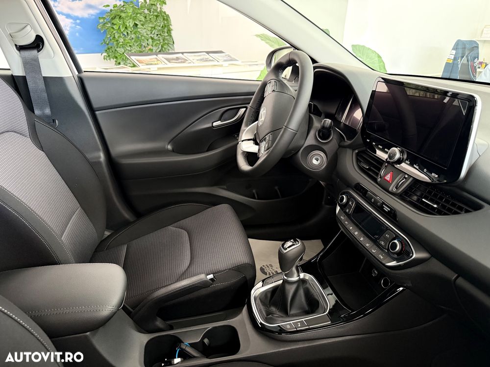Hyundai i30 1.5 110CP M/T Comfort - 6