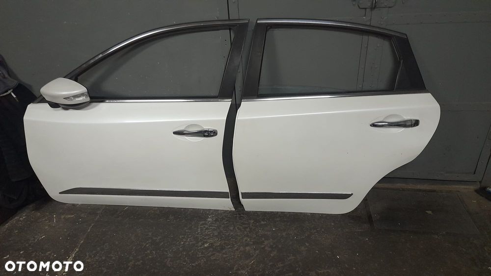 Nissan Altima l33 drzwi kompletne - 5