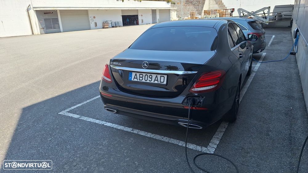 Mercedes-Benz E 300 de Avantgarde 4Matic - 2