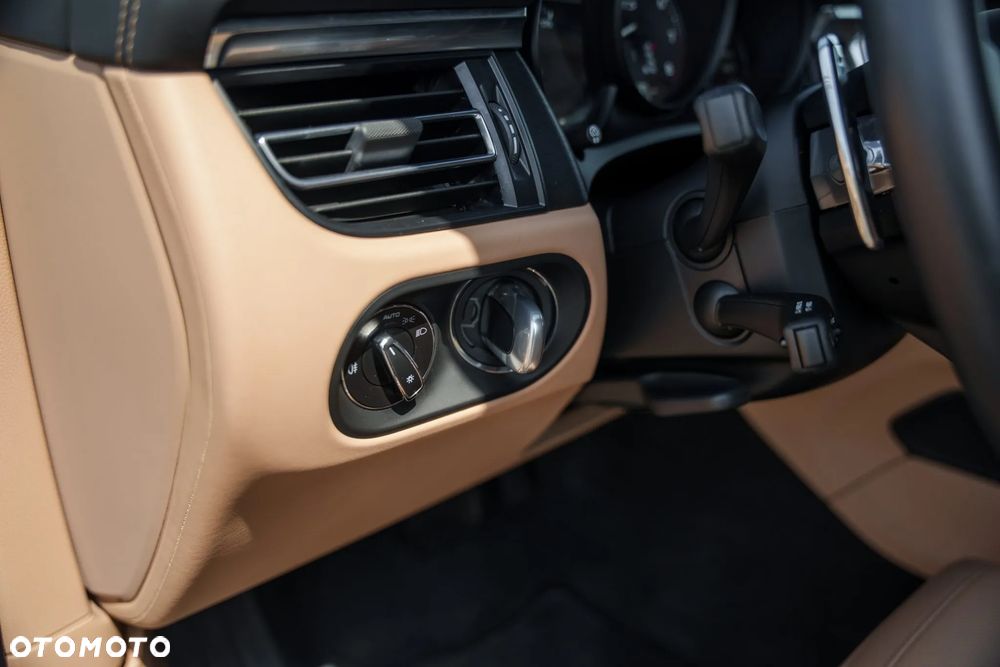Porsche Macan GTS - 28
