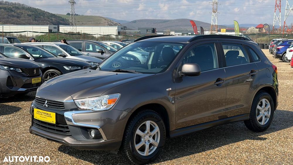 Mitsubishi ASX - 3